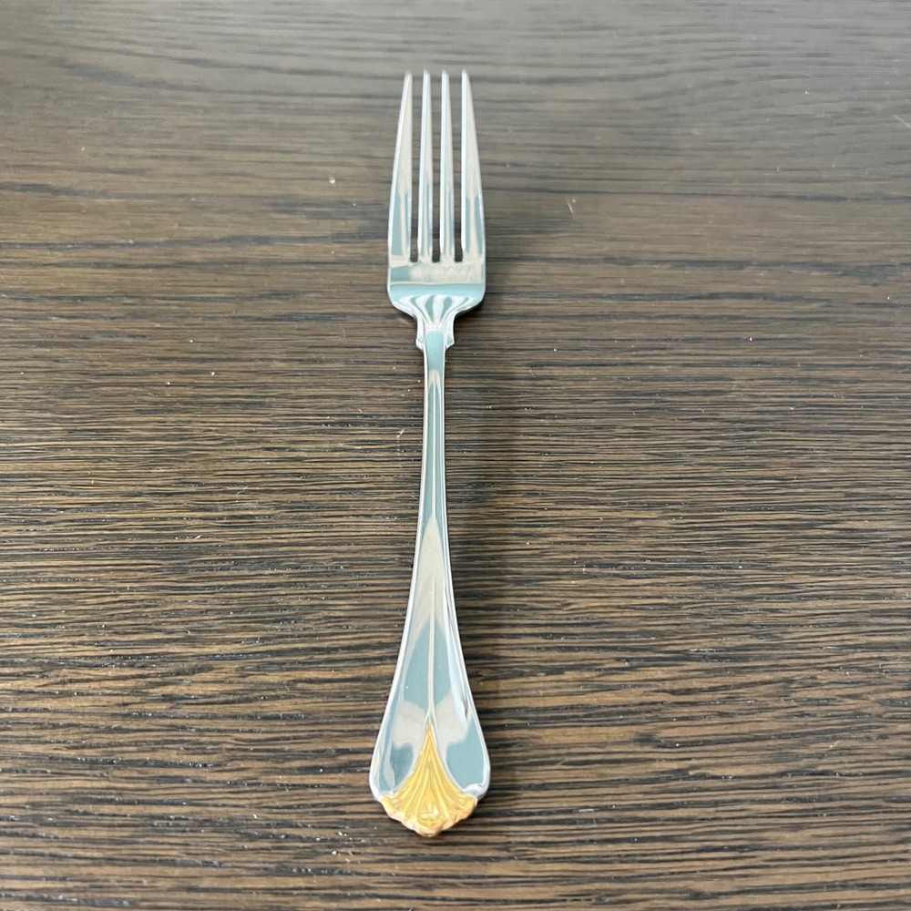 Yamazaki‎ Cara 24k Gold Accent Salad Fork 18/8 Stainless Steel Shell Motif New
